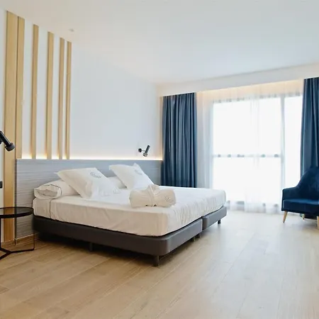 Hotel Syncrosfera Fitness & Health Boutique 4*