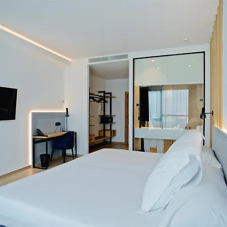 Hotel Syncrosfera Fitness & Health Boutique 4*