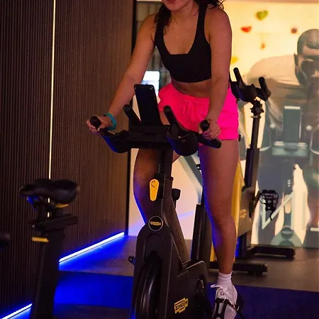 ホテル Syncrosfera Fitness & Health Boutique 4*