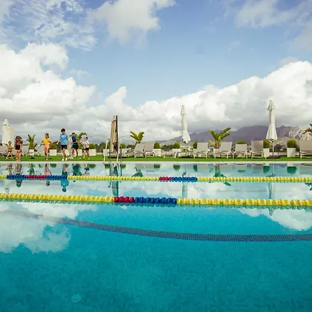 Hotel Syncrosfera Fitness & Health Boutique 4*