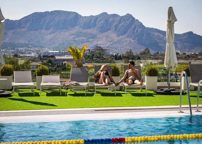 מלון Syncrosfera Fitness & Health Boutique פדרגר