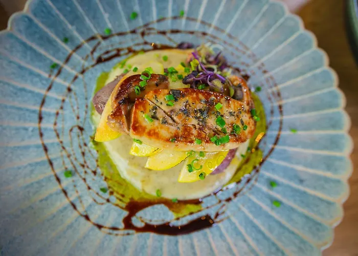 Syncrosfera Fitness & Health Boutique מלון 4*