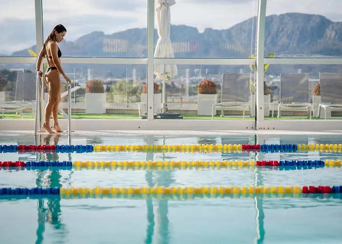 Syncrosfera Fitness & Health Boutique מלון 4*