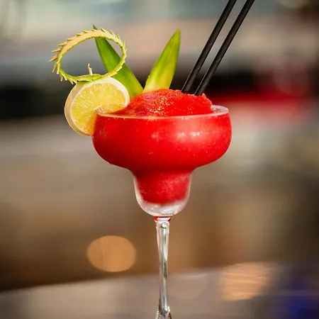 فندق Syncrosfera Fitness & Health Boutique 4*